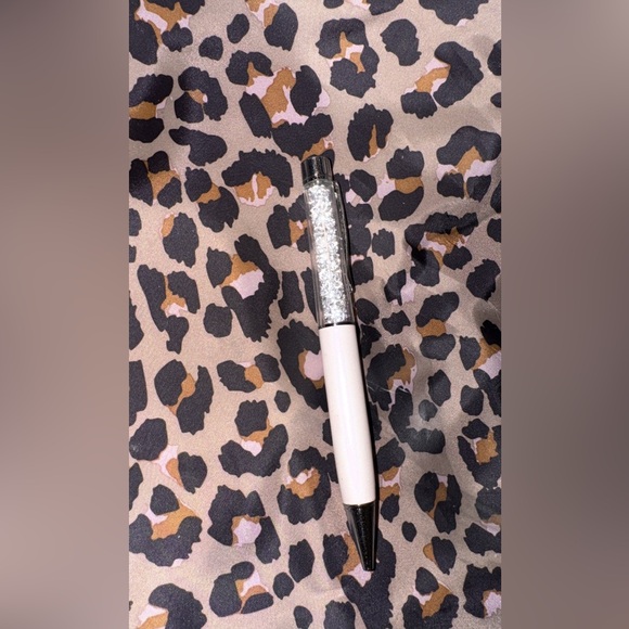 Swarovski Elegant White and Silver Pen - Picture 1 of 4